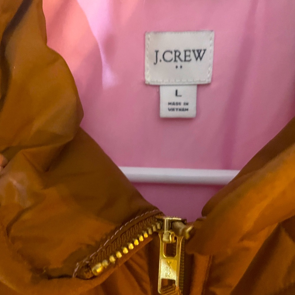 Walnut brown with pink liner vest